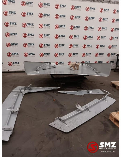 Mercedes-Benz Occ cabinespoilerset Mercedes - 空气动力/ 扰流板 适用于 卡车:图2 Mercedes-Benz Occ cabinespoilerset Mercedes - 空气动力/ 扰流板 适用于 卡车:图2