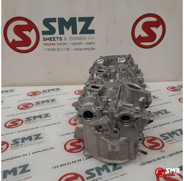 Mercedes-Benz Occ cilinderkop + kleppendeksel links AMG C63S Mer - 发动机及其零件 适用于 汽车:图4 Mercedes-Benz Occ cilinderkop + kleppendeksel links AMG C63S Mer - 发动机及其零件 适用于 汽车:图4