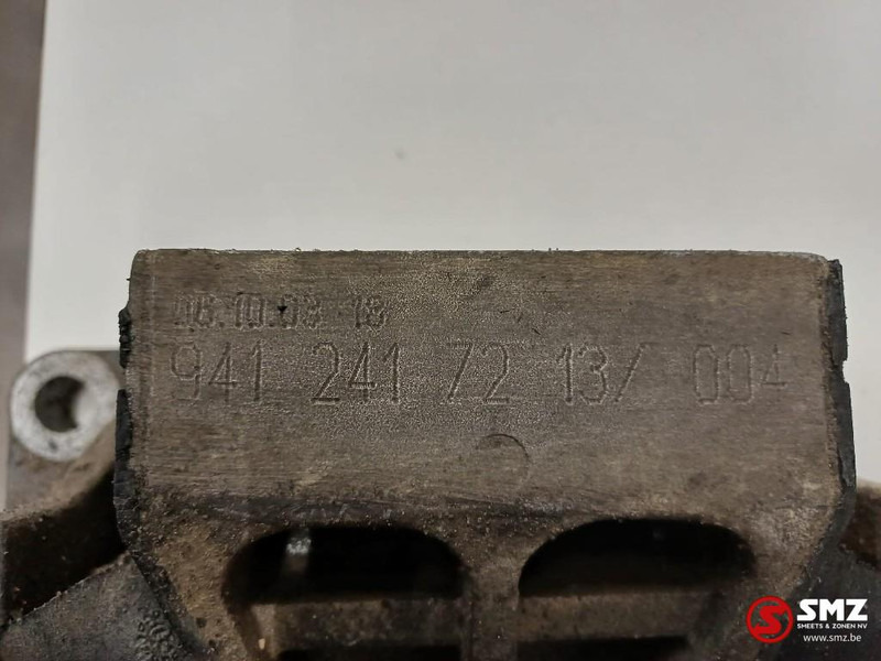 Mercedes-Benz Occ set van 4 motorsteunen Mercedes - 发动机架 适用于 卡车:图3 Mercedes-Benz Occ set van 4 motorsteunen Mercedes - 发动机架 适用于 卡车:图3