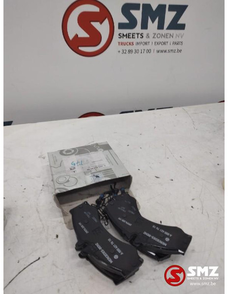 Mercedes-Benz Set remblokken mercedes sprinter w901-w905 a008420 - 制动片 适用于 卡车:图1 Mercedes-Benz Set remblokken mercedes sprinter w901-w905 a008420 - 制动片 适用于 卡车:图1