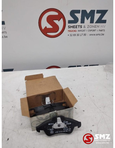 Mercedes-Benz Set remblokken mercedes sprinter w909 a0084204220 - 制动片 适用于 卡车:图1 Mercedes-Benz Set remblokken mercedes sprinter w909 a0084204220 - 制动片 适用于 卡车:图1
