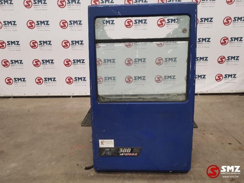 Renault Occ Deur links Renault Magnum AE 380 - 车门及其零件 适用于 卡车:图1 Renault Occ Deur links Renault Magnum AE 380 - 车门及其零件 适用于 卡车:图1