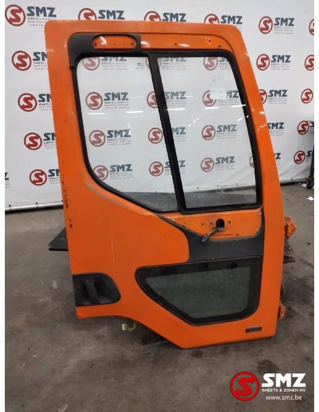 Renault Occ Deur rechts Renault Premium 300 - 车门及其零件 适用于 卡车:图1 Renault Occ Deur rechts Renault Premium 300 - 车门及其零件 适用于 卡车:图1