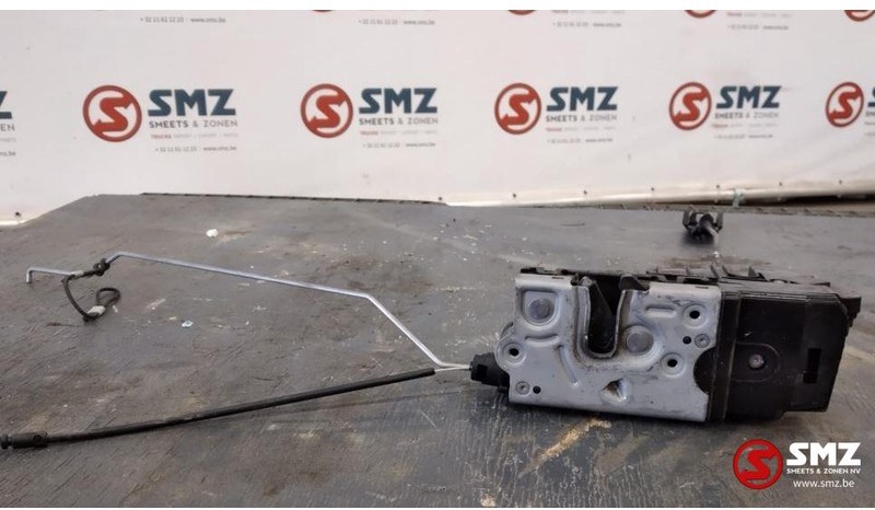 Renault Occ Deurslot rechts Renault T - 车门及其零件 适用于 卡车:图1 Renault Occ Deurslot rechts Renault T - 车门及其零件 适用于 卡车:图1