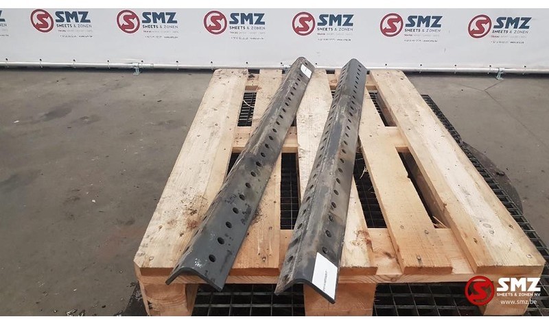 Renault Occ hoekprofielen voor montage koppelschotel - 备用轮联轴器 适用于 卡车:图1 Renault Occ hoekprofielen voor montage koppelschotel - 备用轮联轴器 适用于 卡车:图1