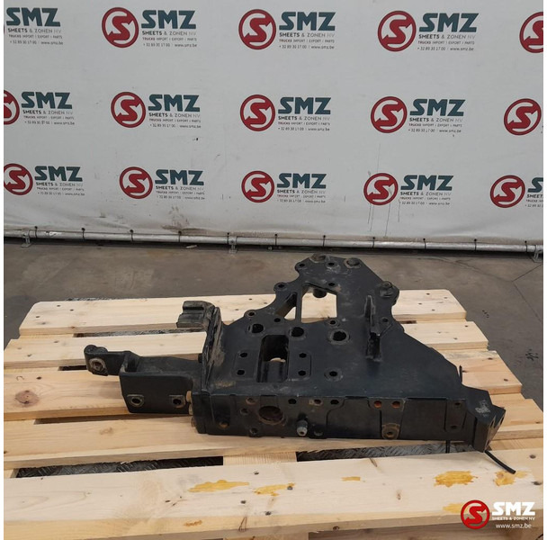 Renault Occ voorbumperbeugel links Renault - 框架/ 底盘 适用于 卡车:图1 Renault Occ voorbumperbeugel links Renault - 框架/ 底盘 适用于 卡车:图1