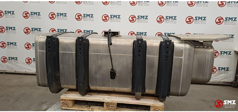 Scania Occ brandstoftank 950L Scania - 燃料箱 适用于 卡车:图2 Scania Occ brandstoftank 950L Scania - 燃料箱 适用于 卡车:图2