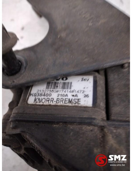 Volvo Occ EBS modulator Volvo FH 21327360 K038400 - 备件 适用于 卡车:图3 Volvo Occ EBS modulator Volvo FH 21327360 K038400 - 备件 适用于 卡车:图3