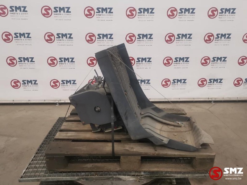 Volvo Occ Spatbord links met luchtketel Volvo FM9 - 挡泥板 适用于 卡车:图3 Volvo Occ Spatbord links met luchtketel Volvo FM9 - 挡泥板 适用于 卡车:图3