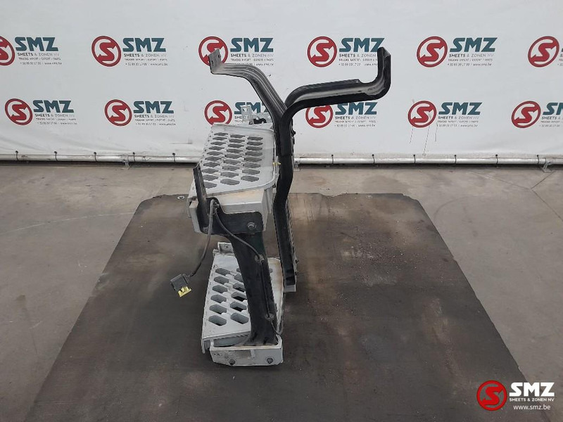 Volvo Occ opstap rechts Volvo - 驾驶室和内部 适用于 卡车:图3 Volvo Occ opstap rechts Volvo - 驾驶室和内部 适用于 卡车:图3