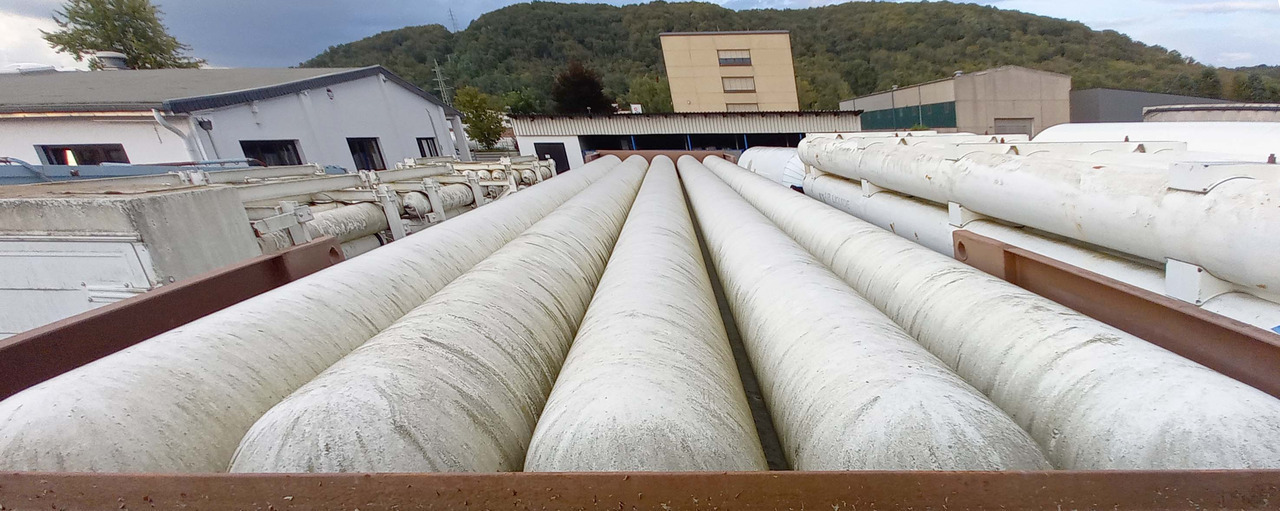 FRUEHAUF Gas tank tube semi-trailer used for compressed helium, hydrogen, Wasserstoff - 液罐半拖车:图5 FRUEHAUF Gas tank tube semi-trailer used for compressed helium, hydrogen, Wasserstoff - 液罐半拖车:图5