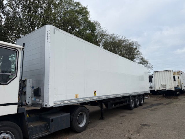 Schmitz Cargobull Gesloten oplegger - 封闭厢式半拖车:图3 Schmitz Cargobull Gesloten oplegger - 封闭厢式半拖车:图3