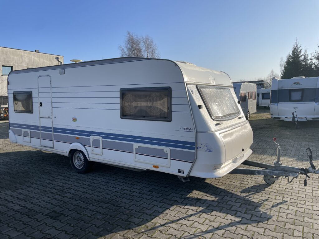Hobby 560 UL Prestige 1998 - 旅行拖车:图3 Hobby 560 UL Prestige 1998 - 旅行拖车:图3