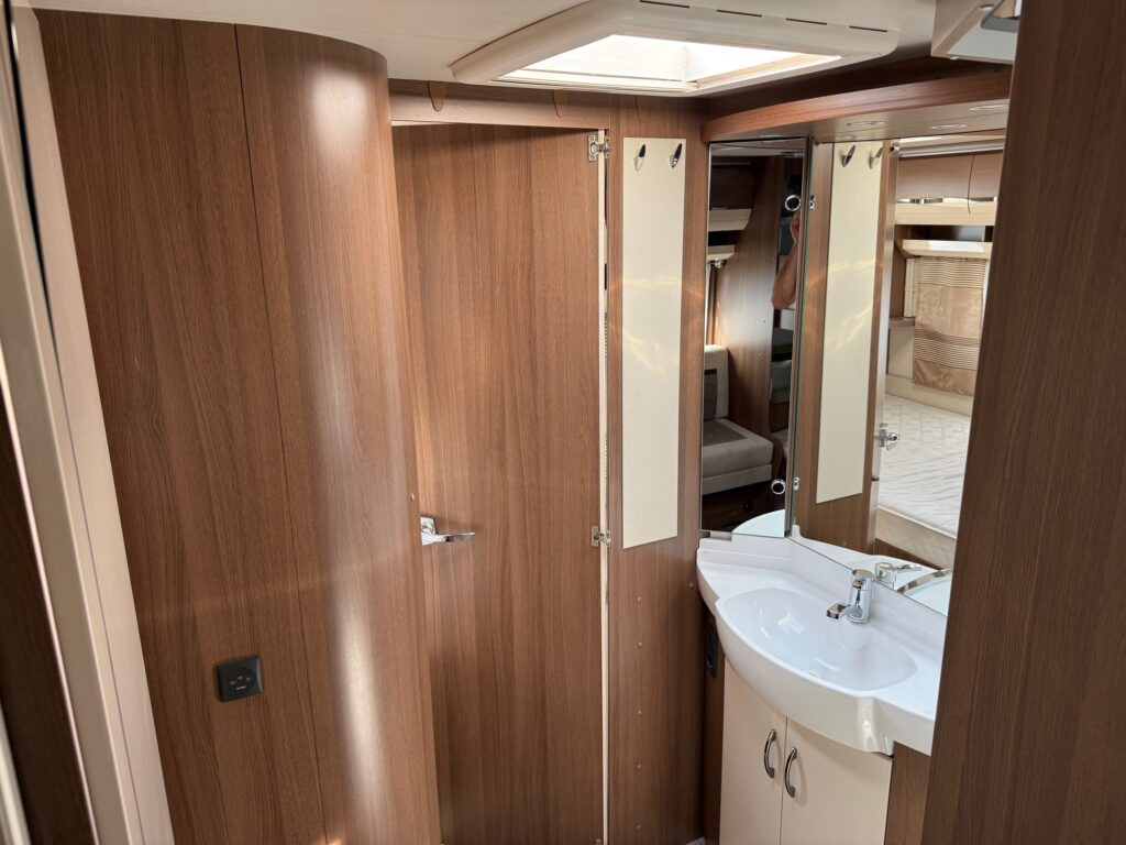 旅行拖车 Hobby 720 KWFU Prestige 2020：图12