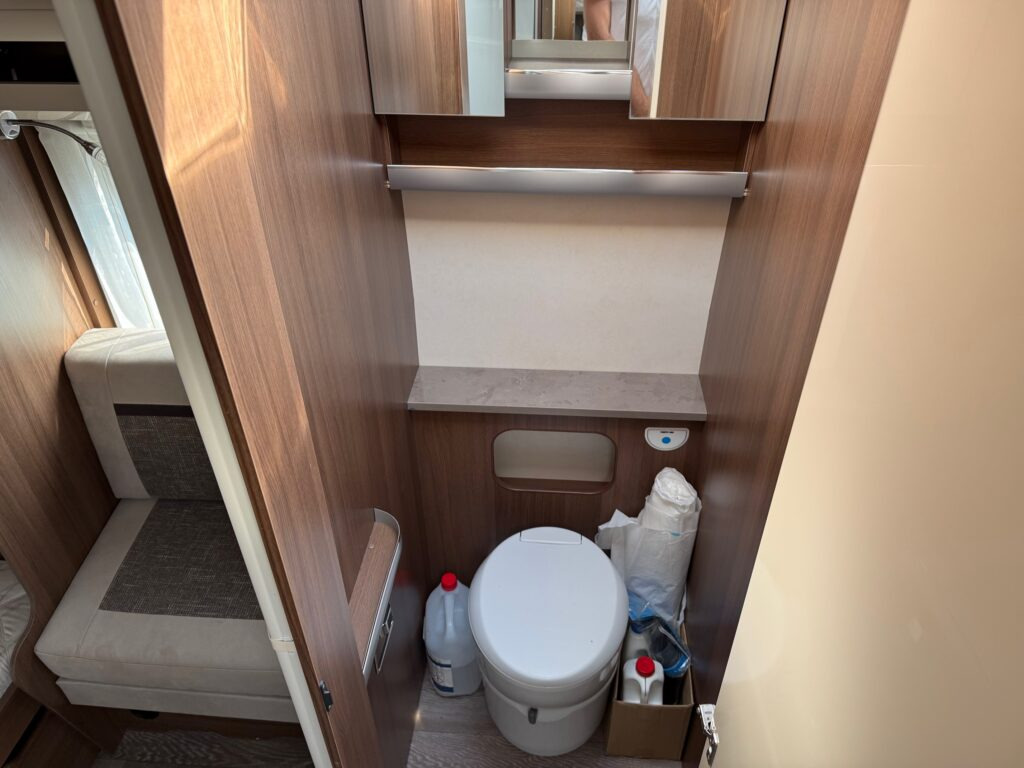 旅行拖车 Hobby 720 KWFU Prestige 2020：图13