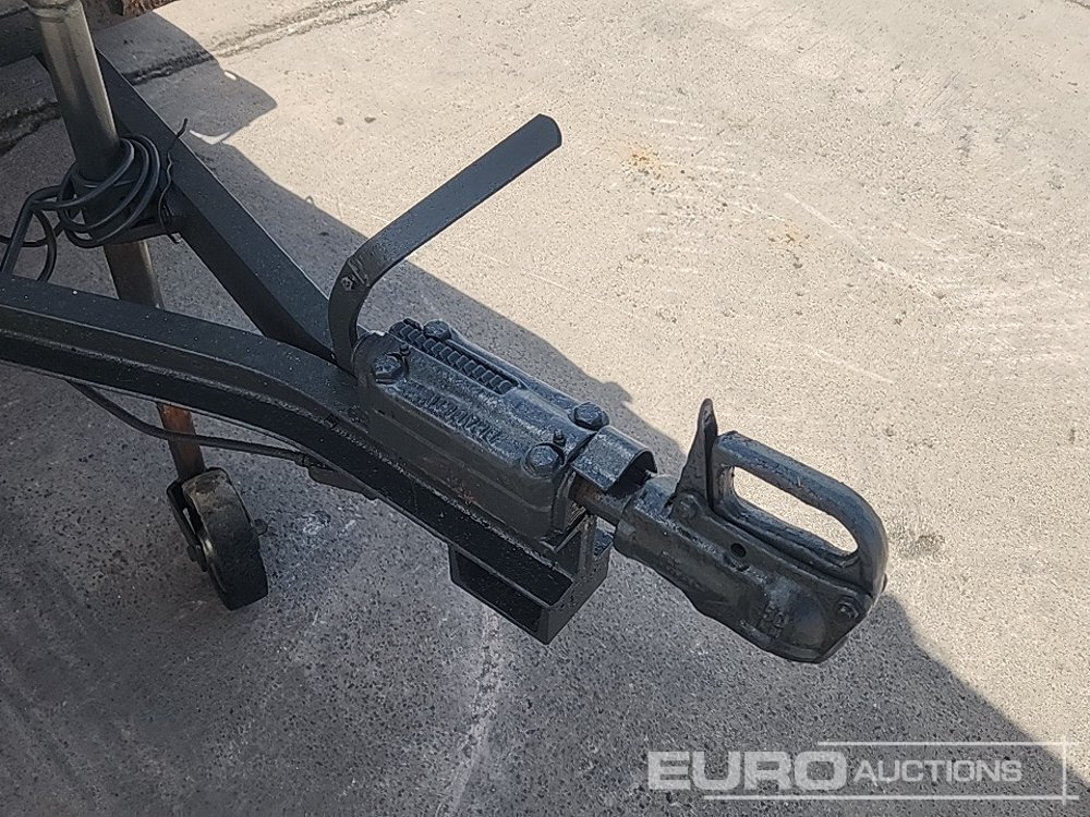 10' x 5' Twin Axle Cattle Trailer - 牲畜运输半拖车:图5 10' x 5' Twin Axle Cattle Trailer - 牲畜运输半拖车:图5