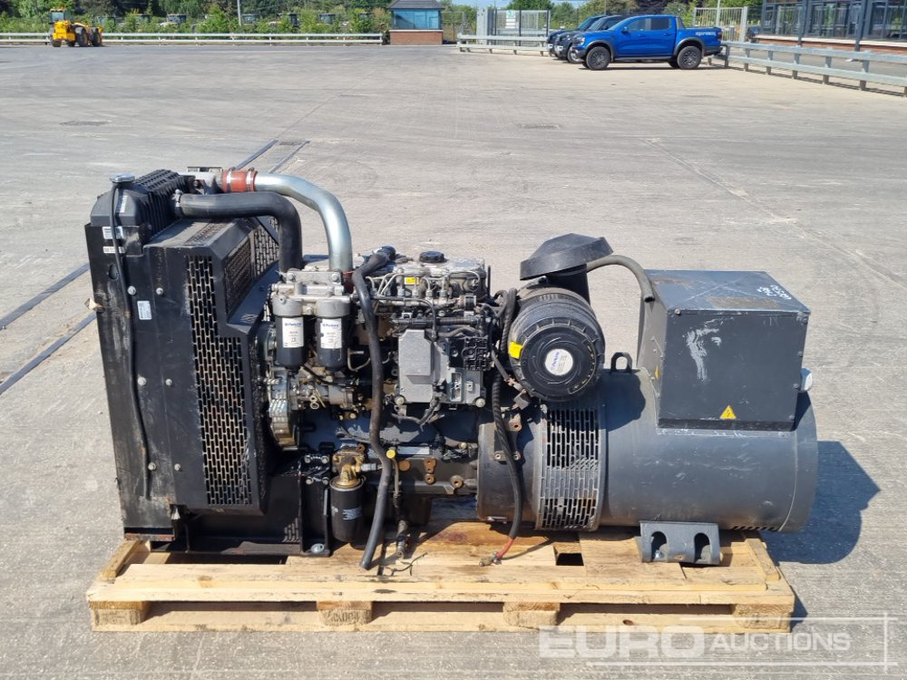 105kVA Generator, Prkins Engine - 发电机组:图2 105kVA Generator, Prkins Engine - 发电机组:图2