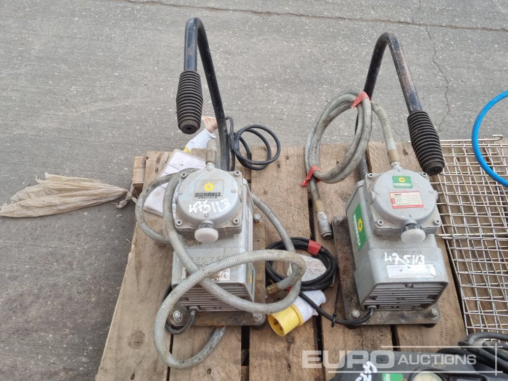 建筑设备 110Volt Transformer, 110Volt Vacuum Pump (4 of), 110Volt Hand Held Floor Sander, Cable Avoidance Tool Signal Detector：图19