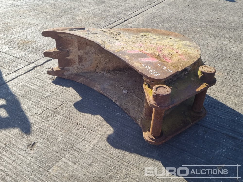18" Digging Bucket 65mm Pin to suit 13 Ton Excavator - 铲斗:图1 18" Digging Bucket 65mm Pin to suit 13 Ton Excavator - 铲斗:图1