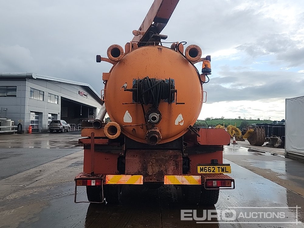 1995 Volvo FL6 14 - 罐车:图4 1995 Volvo FL6 14 - 罐车:图4