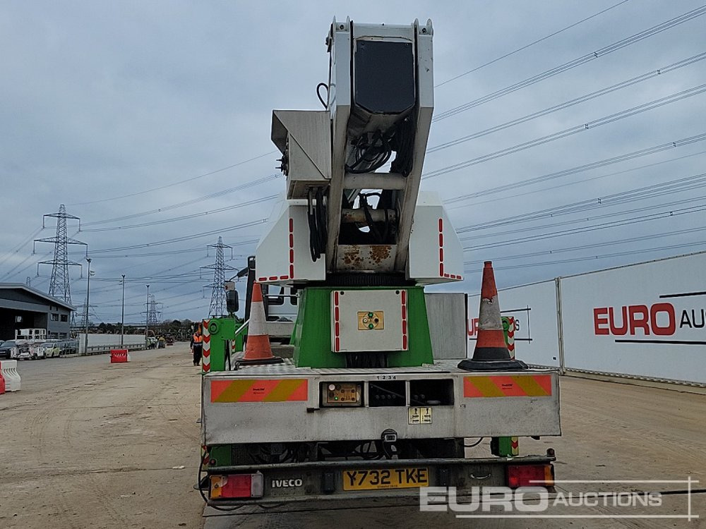 2001 Iveco CRG75E15 - 车载空中平台:图4 2001 Iveco CRG75E15 - 车载空中平台:图4