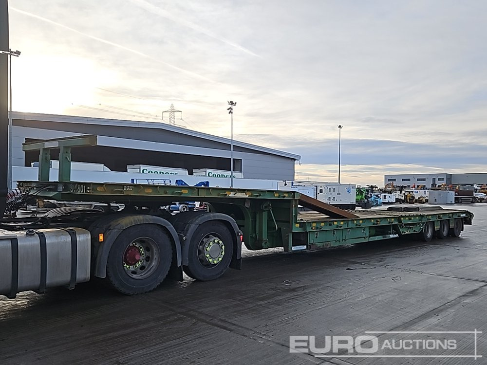 2003 SM TRAILERS Tri Axle Extendable Stepframe Low Loader Trailer, Neck Ramps, Wheel Wells, Steel Ramps - 低装载半拖车:图1 2003 SM TRAILERS Tri Axle Extendable Stepframe Low Loader Trailer, Neck Ramps, Wheel Wells, Steel Ramps - 低装载半拖车:图1