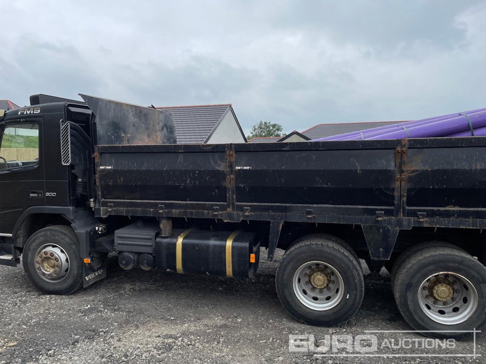 2003 Volvo FM9 320 - 翻斗车:图1 2003 Volvo FM9 320 - 翻斗车:图1