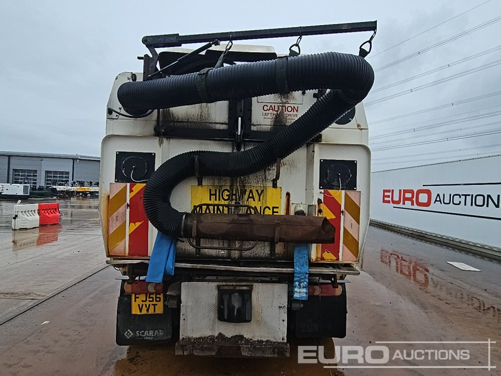 2006 DAF LF45.150 - 道路清扫机:图4 2006 DAF LF45.150 - 道路清扫机:图4