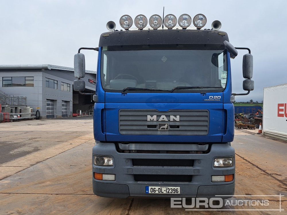 栏板式/ 平板卡车 用于运输 重型机械 2006 MAN TGA26-390：图8