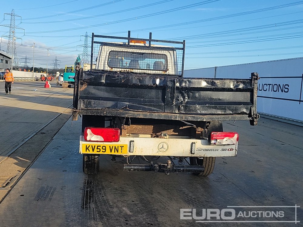 2009 Mercedes Sprinter 311 CDI - 翻斗货车:图4 2009 Mercedes Sprinter 311 CDI - 翻斗货车:图4