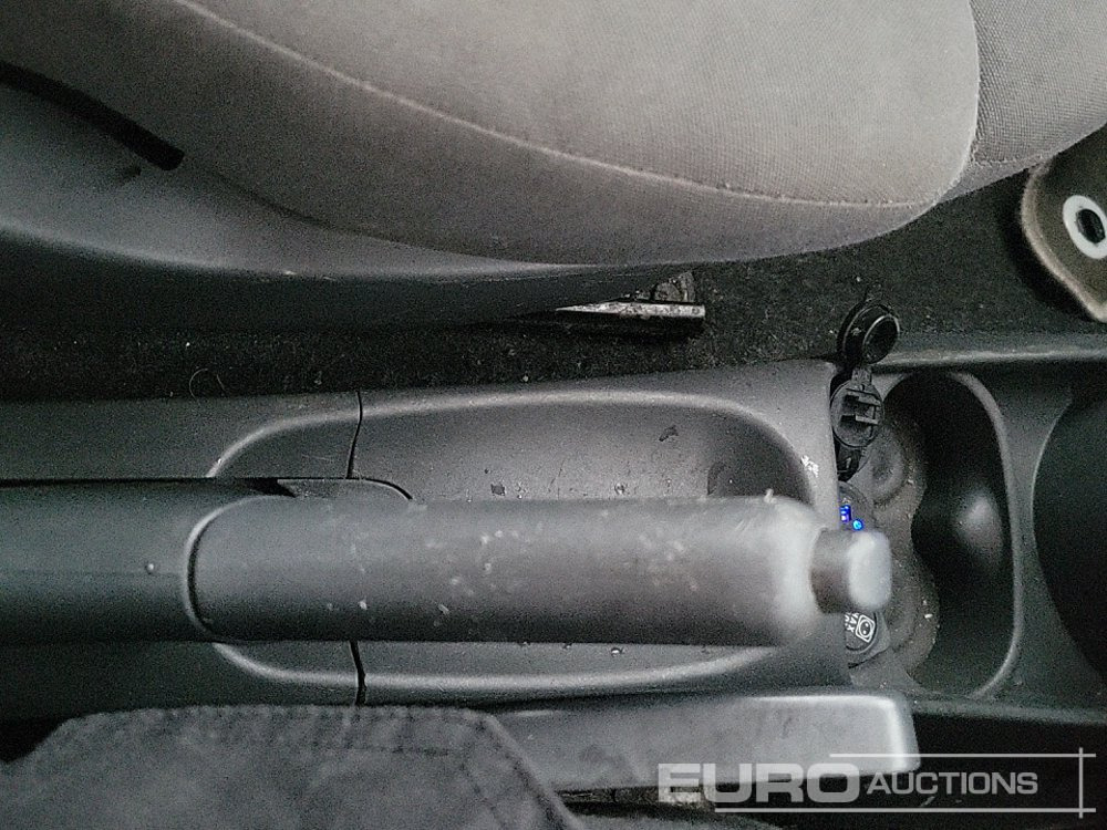 汽车 2010 Fiat 500：图24