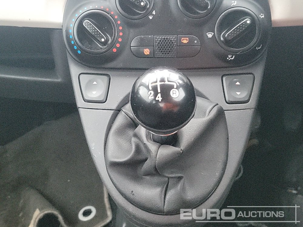 汽车 2010 Fiat 500：图23