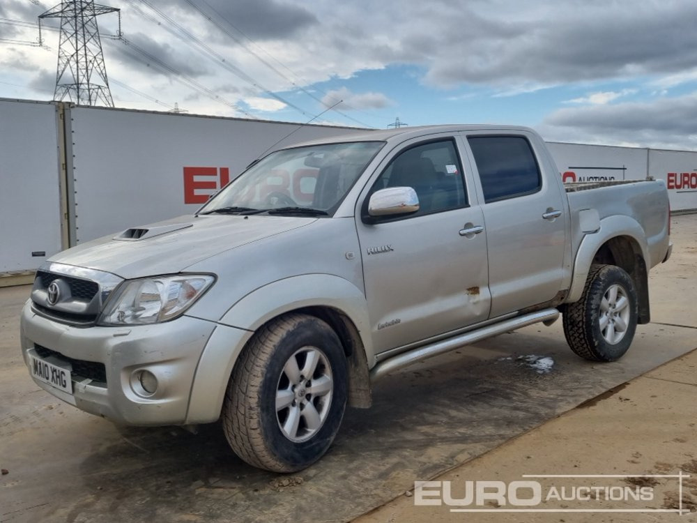 2010 Toyota Hilux Invincible - 皮卡车:图1 2010 Toyota Hilux Invincible - 皮卡车:图1