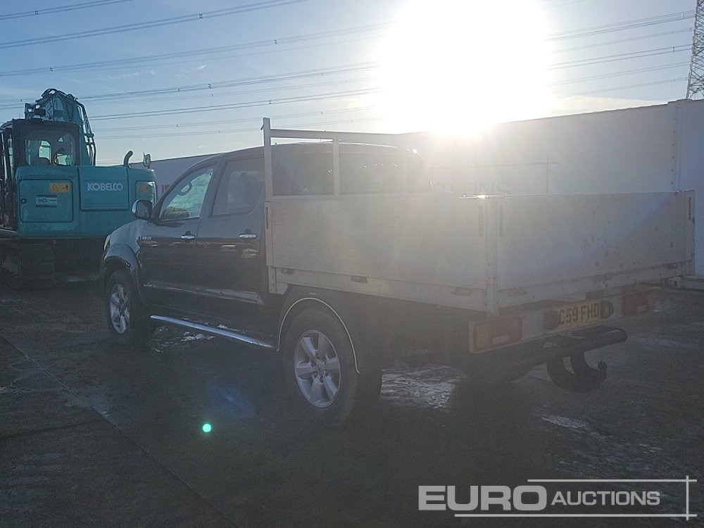 2010 Toyota Hilux Invincible - 皮卡车:图3 2010 Toyota Hilux Invincible - 皮卡车:图3
