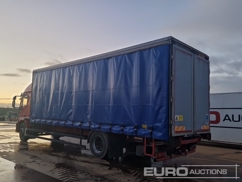 2011 Iveco ML180E25 - 侧帘卡车:图3 2011 Iveco ML180E25 - 侧帘卡车:图3