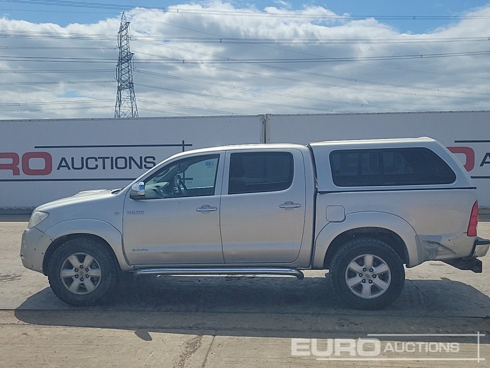 2011 Toyota Hilux - 皮卡车:图2 2011 Toyota Hilux - 皮卡车:图2