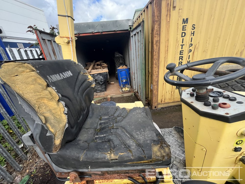 2012 Ammann AV26.2 - 碾压机:图3 2012 Ammann AV26.2 - 碾压机:图3
