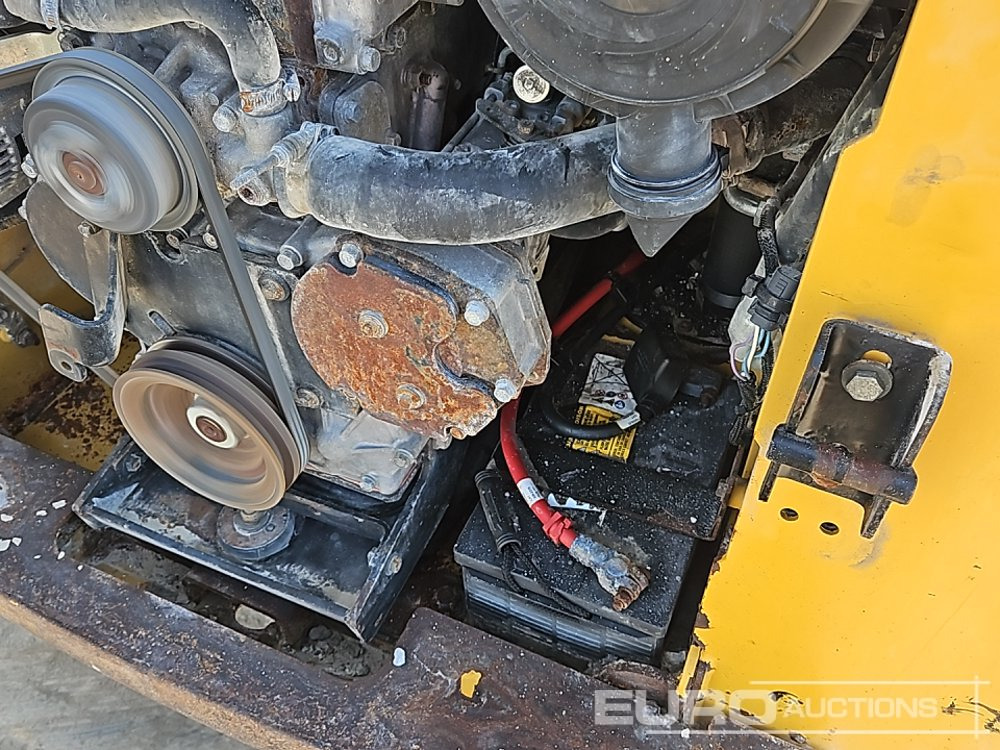 滑移装载机 2012 CAT 242B3:图18 滑移装载机 2012 CAT 242B3:图18