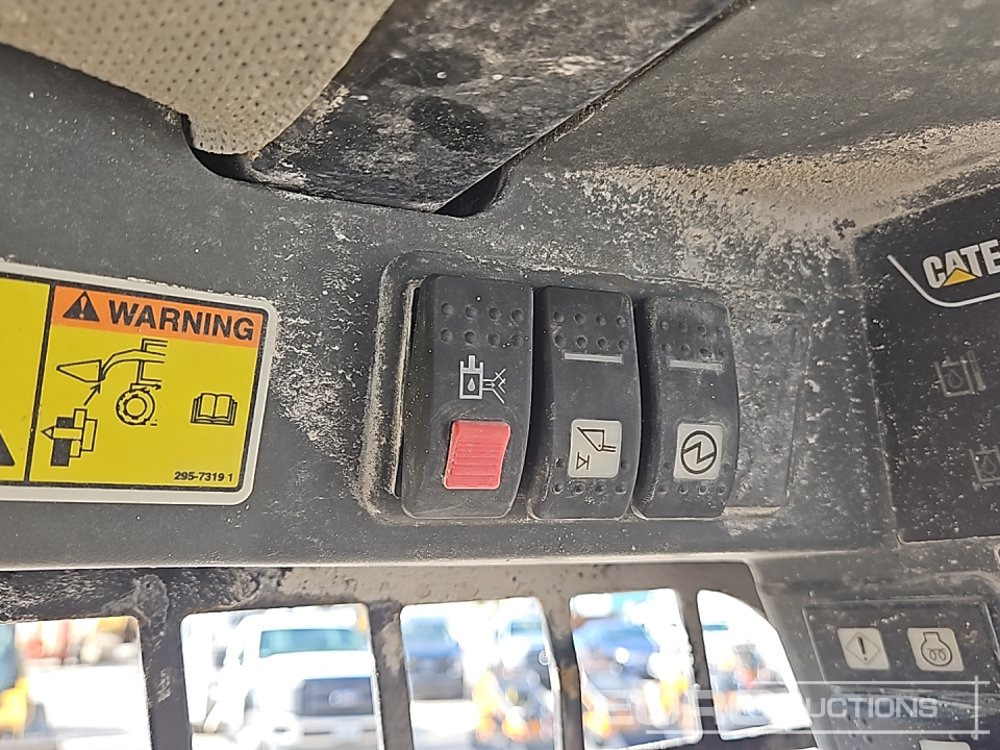 滑移装载机 2012 CAT 242B3:图22 滑移装载机 2012 CAT 242B3:图22