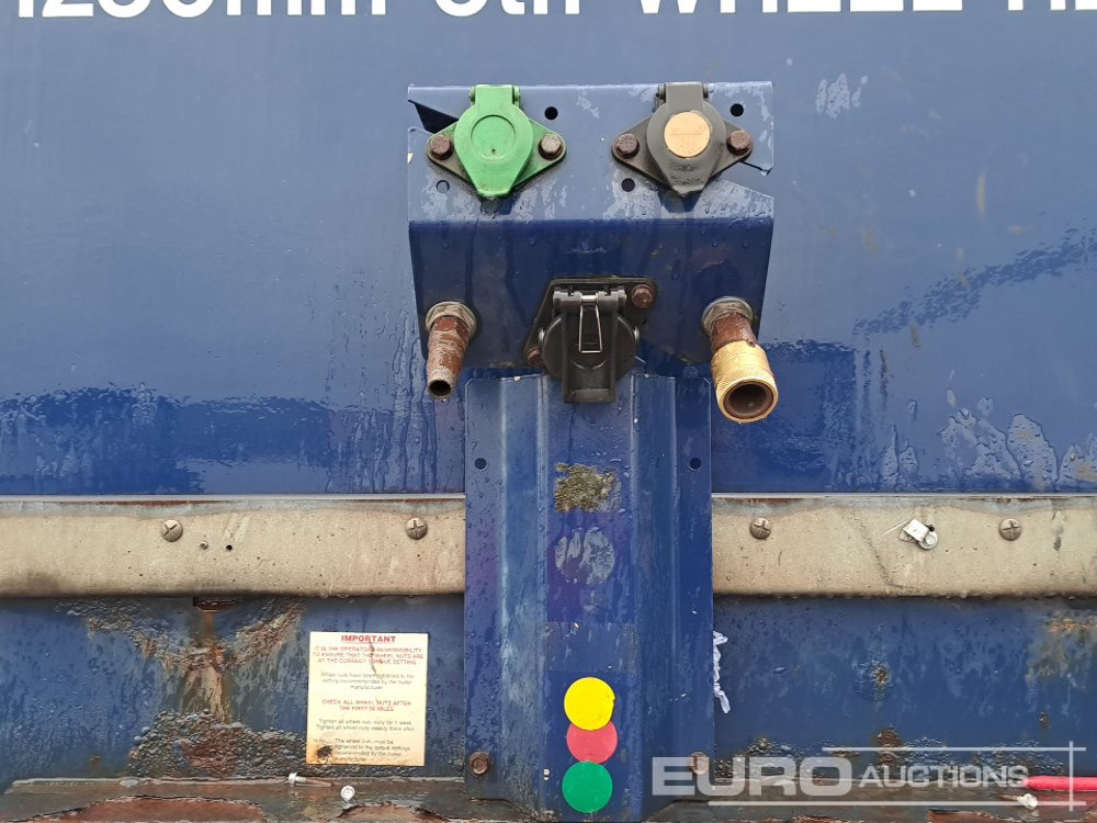 2012 SDC 45' Tri Axle Flat Trailer, BPW Axles - 侧帘半拖车:图5 2012 SDC 45' Tri Axle Flat Trailer, BPW Axles - 侧帘半拖车:图5