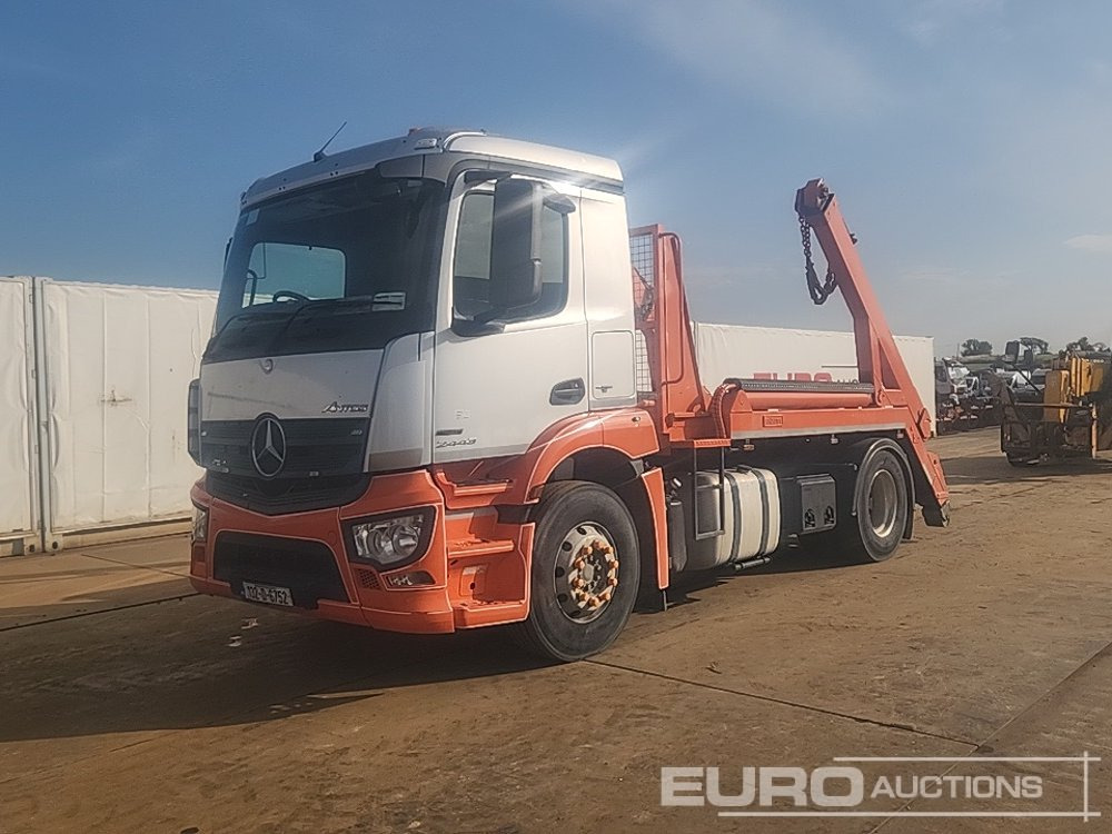 2013 Mercedes Antos 2443 - 箕斗装载车:图1 2013 Mercedes Antos 2443 - 箕斗装载车:图1