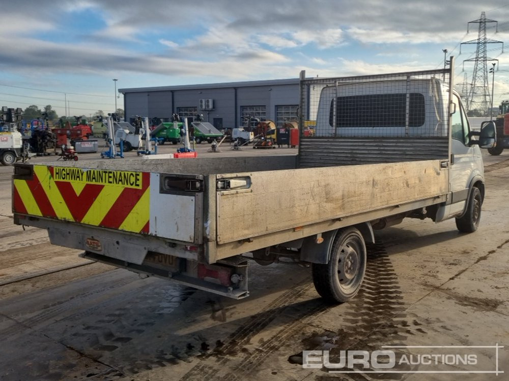 2014 Iveco Daily 35S11 - 平板货车:图5 2014 Iveco Daily 35S11 - 平板货车:图5