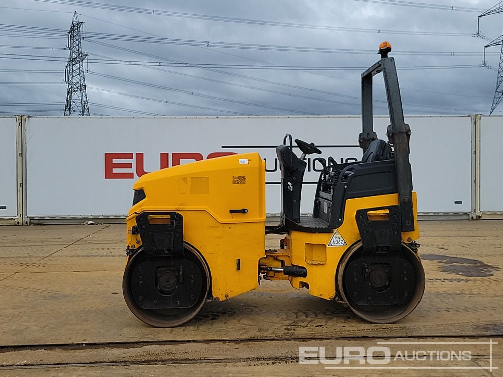 2014 JCB VMT380 - 碾压机:图2 2014 JCB VMT380 - 碾压机:图2