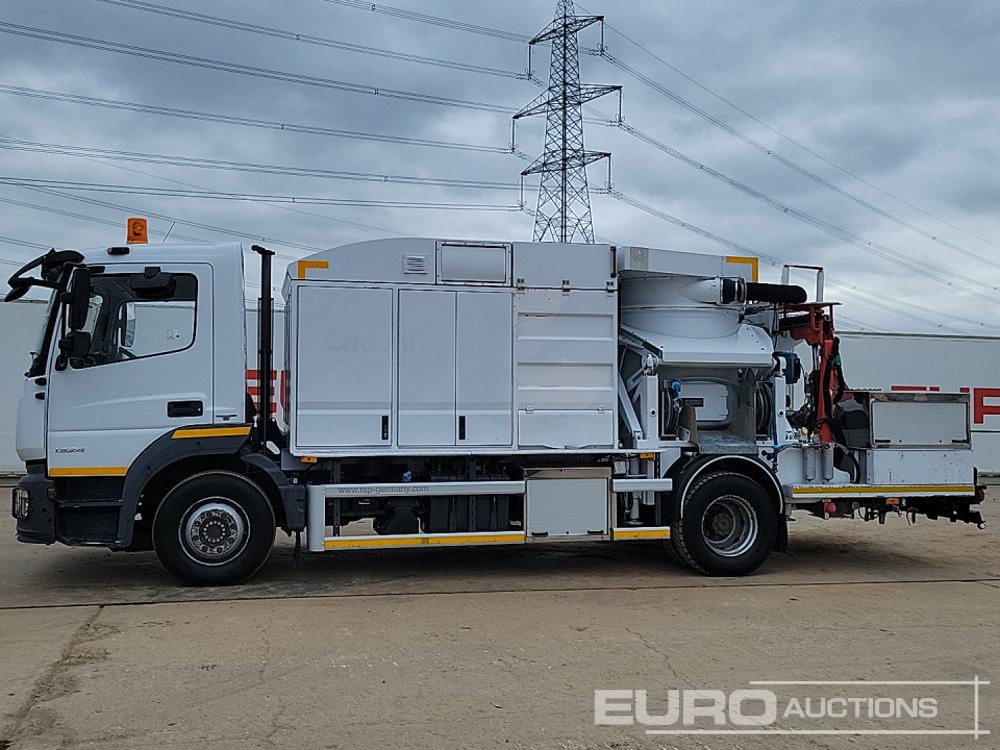 2014 Mercedes 1324 - 罐车:图2 2014 Mercedes 1324 - 罐车:图2