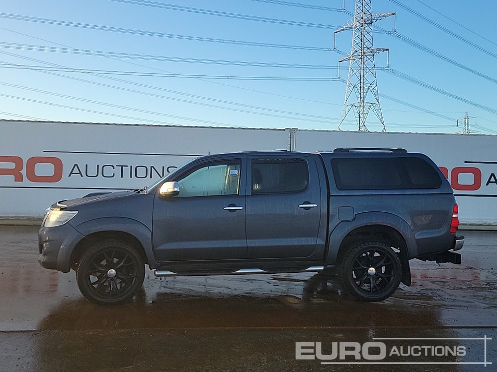 2014 Toyota Hilux - 皮卡车:图2 2014 Toyota Hilux - 皮卡车:图2