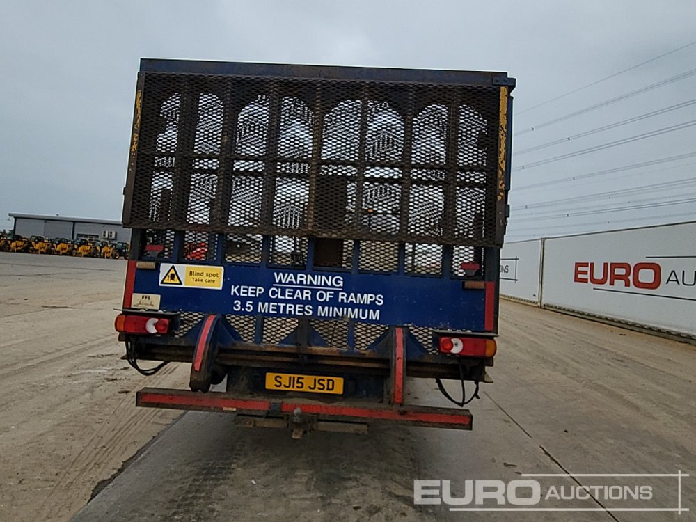 2015 DAF 210 - 栏板式/ 平板卡车:图4 2015 DAF 210 - 栏板式/ 平板卡车:图4
