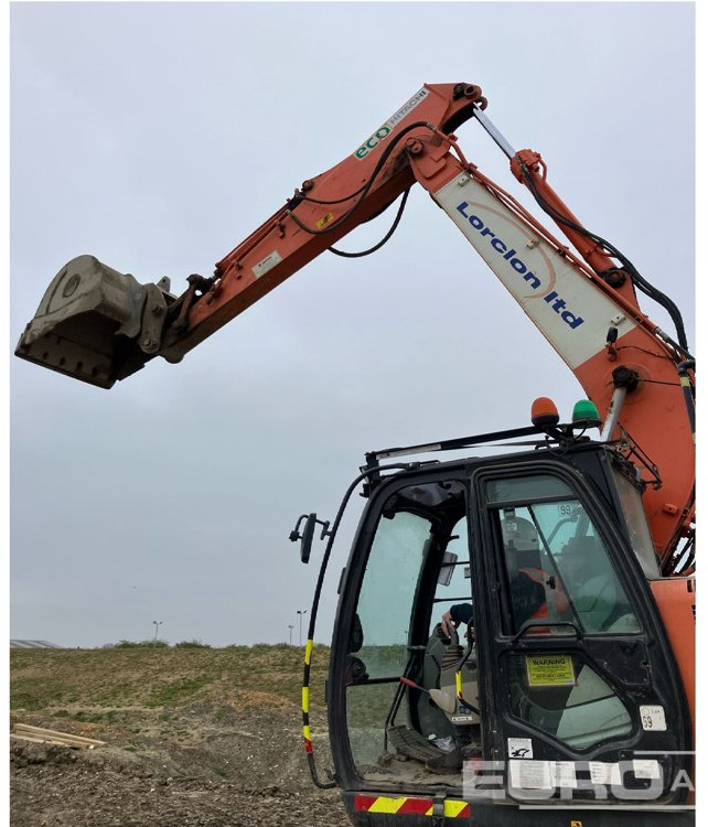 2015 Hitachi ZX135US-5B - 履带式挖掘机:图5 2015 Hitachi ZX135US-5B - 履带式挖掘机:图5