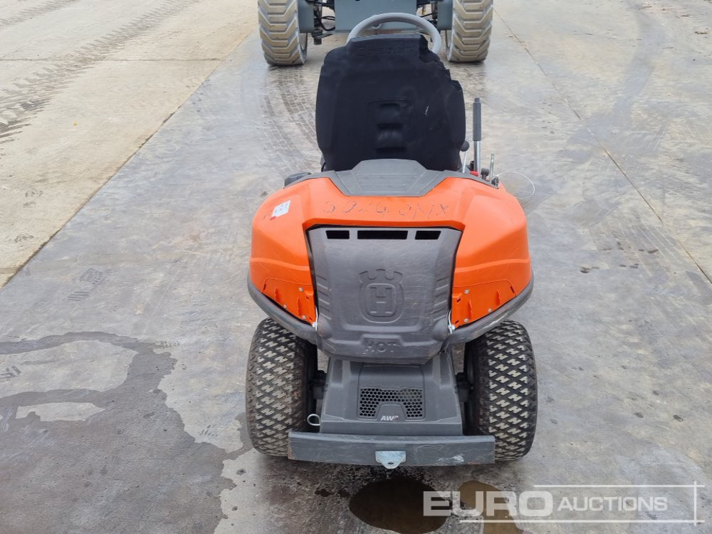 2015 Husqvarna R316T - 园林割草机:图4 2015 Husqvarna R316T - 园林割草机:图4