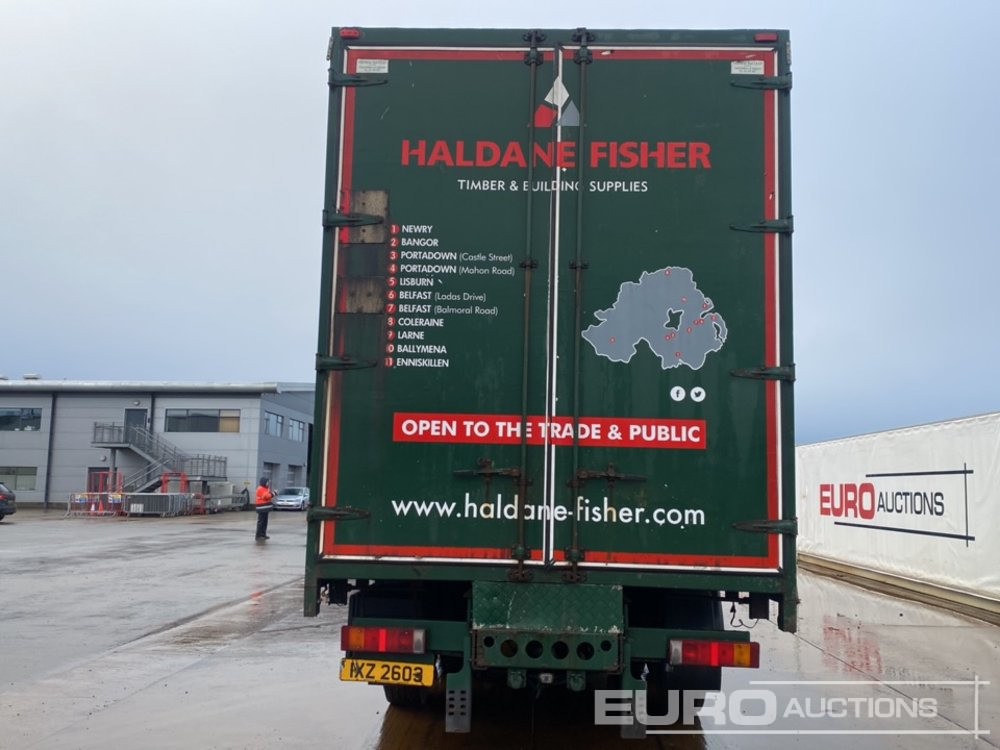 2015 Iveco Stralis 310 - 侧帘卡车:图4 2015 Iveco Stralis 310 - 侧帘卡车:图4