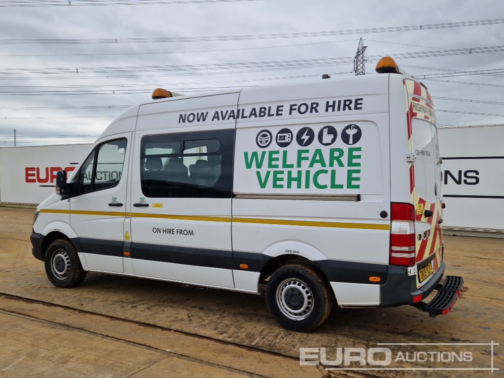 2015 Mercedes Sprinter - 康比货车, 无侧窗厢式货车:图3 2015 Mercedes Sprinter - 康比货车, 无侧窗厢式货车:图3